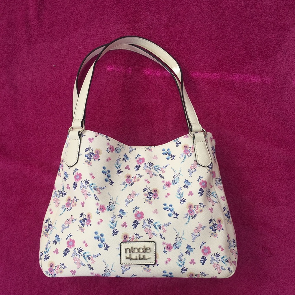 Nicole Purse